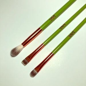 Alamar Cosmetics Ojitos Brush Set